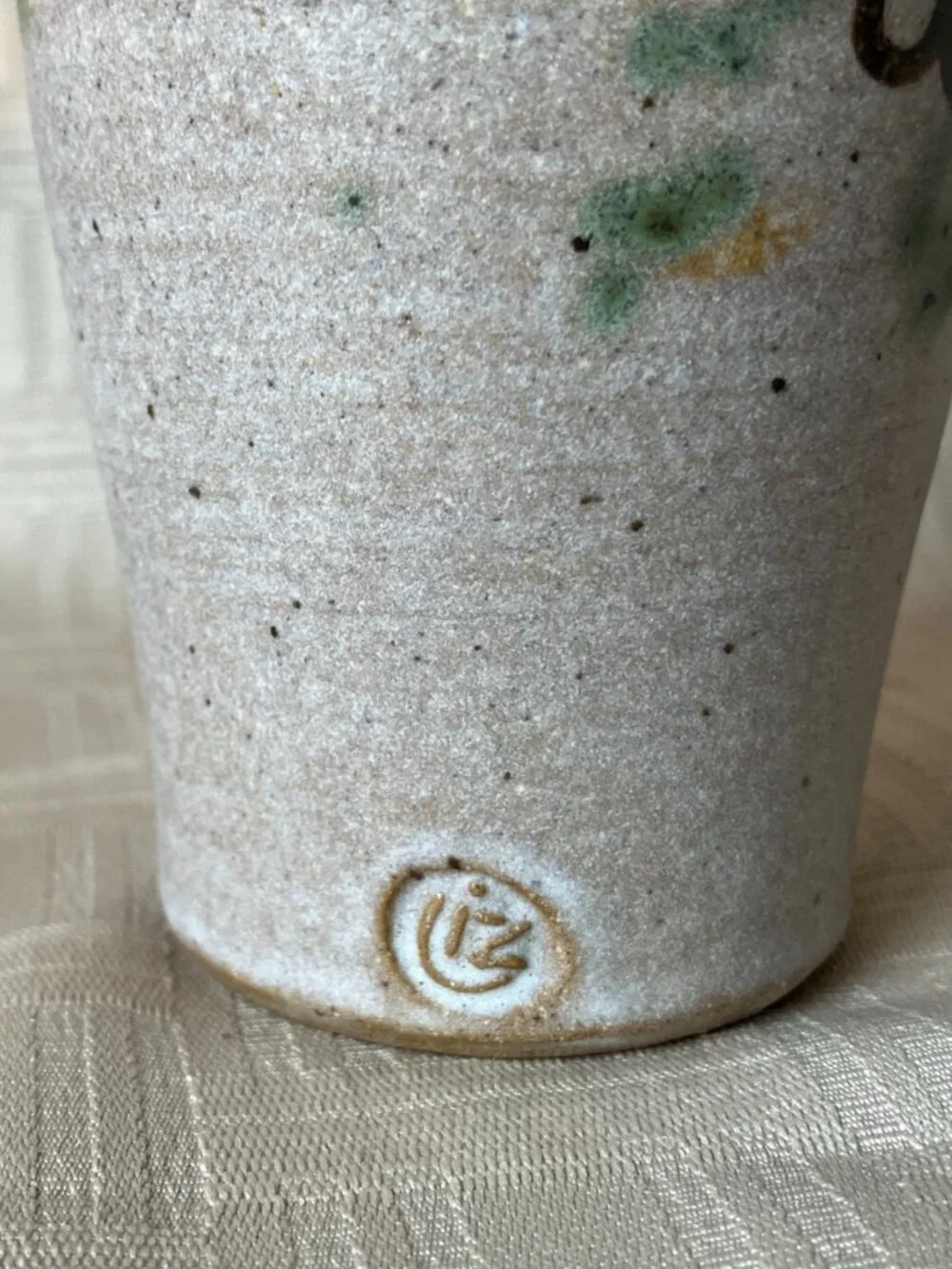 Studio Pottery Salt Glazed 7.25in Hand Thrown Artisan Vase in Exclnt Condition
